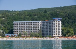 1343140158_kaliakra-4-hotel-albena-bulgaria-panorama