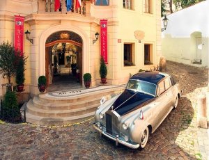 big_0756877001240994579_rolls_royce